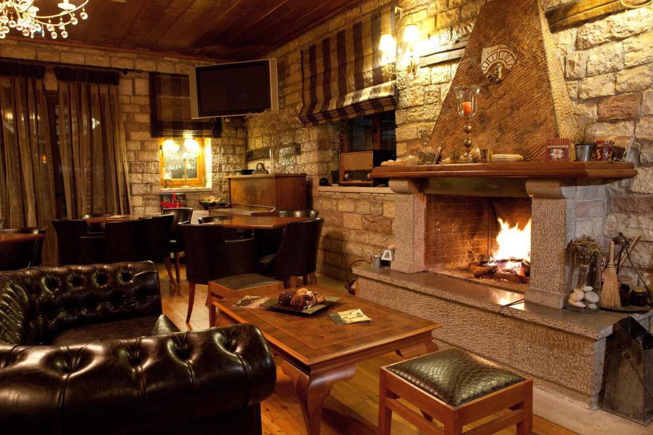 Nisista Lodge Mountain View Rodavgi Esterno foto